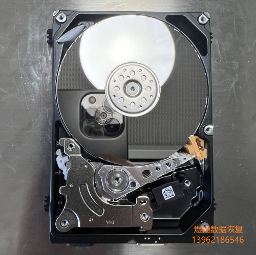WD40NMZW-11GX6S1西部数据MY Passport4TB移动硬盘电机损坏开盘数据恢复成功