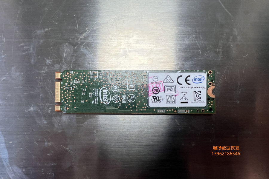 英特尔Intel SSD通病现象开机卡LOGO界面PE进不去